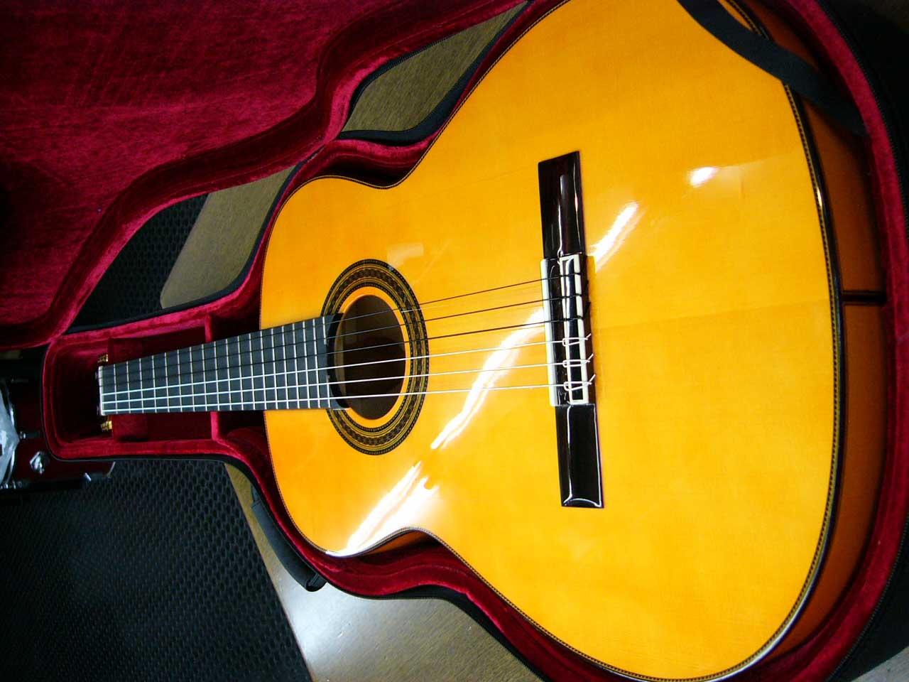 とっておきし福袋 Juan 【スペイン製】Profesor【松】【お茶の水駅前店】 Hernandez クラシックギター