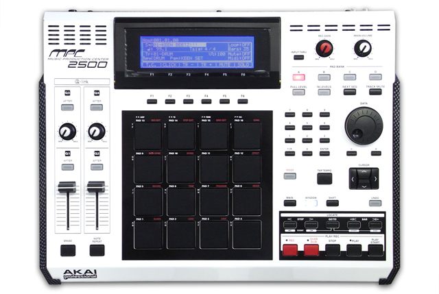 AKAI Professional MPC2500